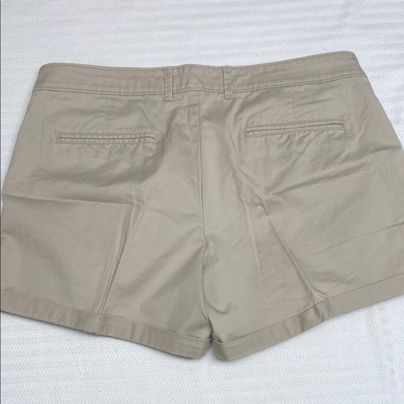 Gap Shorts | Skinny Boyfriend | Normalcore | Classic | Midrise | Size 10 - Picture 5 of 8